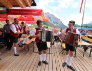 „Dorffest“ auf der Mieminger Hochfeldern Alm