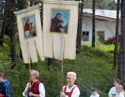 Herz-Jesu-Prozession 2013 – Pfarrfest in der Barwieser Agrarmaschinenhalle