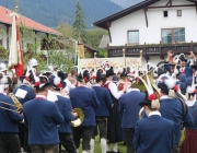 Herz-Jesu-Prozession 2013 – Pfarrfest in der Barwieser Agrarmaschinenhalle