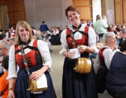 Herz-Jesu-Prozession 2013 – Pfarrfest in der Barwieser Agrarmaschinenhalle