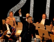 Neujahrskonzert 2016 mit Lui Chan und dem Kammerorchester "Festival Sinfonietta Linz"