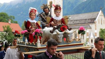 Die Engel waren heuer Leonhard Falch und Lukas Strigl, Foto: Knut Kuckel